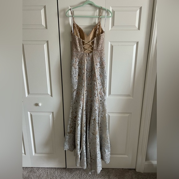 SZ 4 Sherri Hill dress - Picture 5 of 6